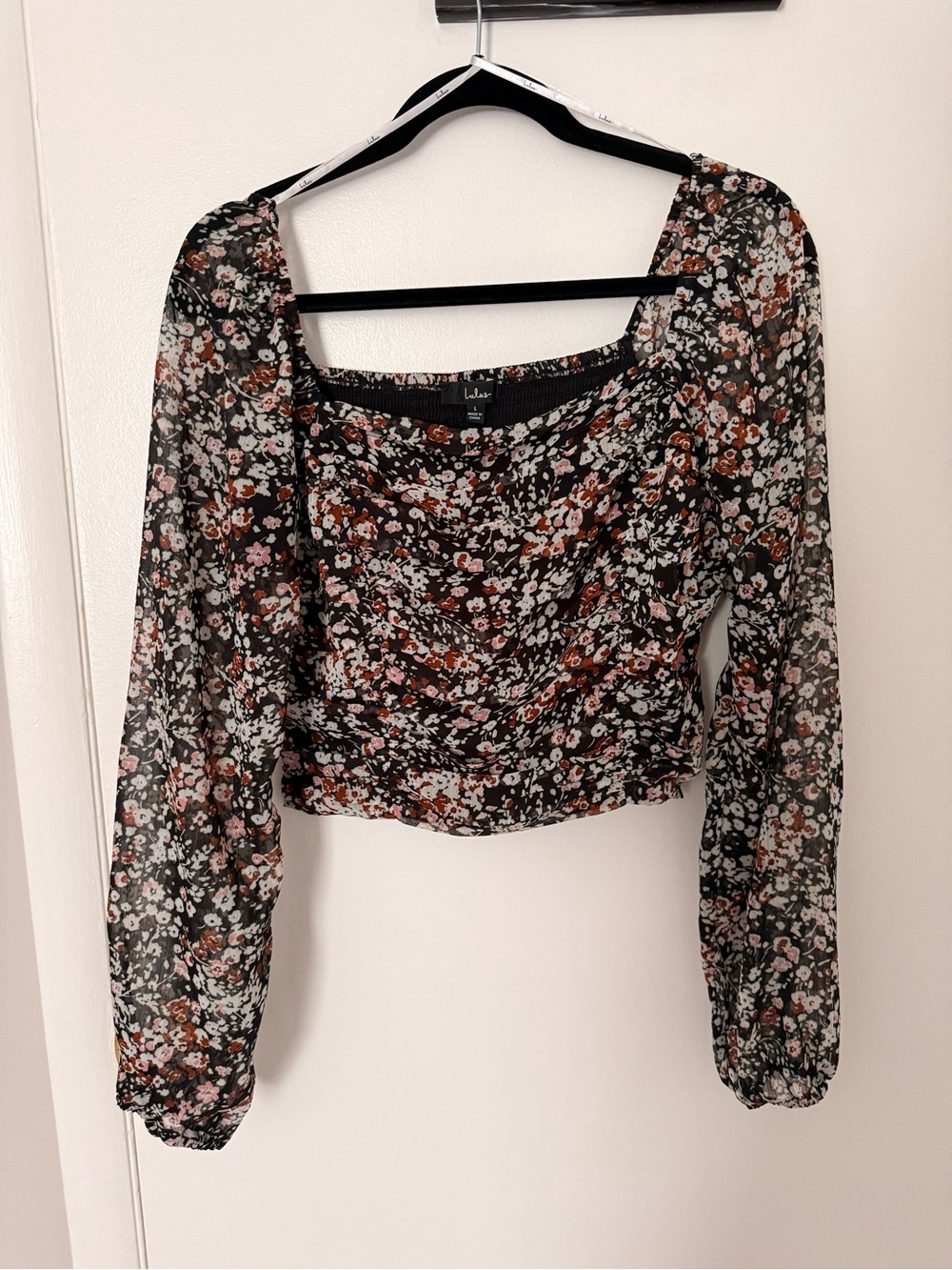 Lulus Black Floral Mesh Smocked Square Neck Crop Top Puff Sleeve Size L
